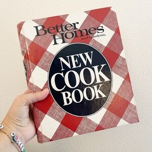 Better Homes & Gardens Books: The New Cookbook by Better Homes and Gardens 1981